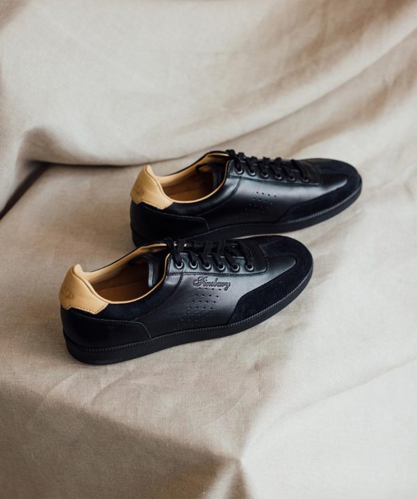 Johngeorge.shop5b9f5f4924 2