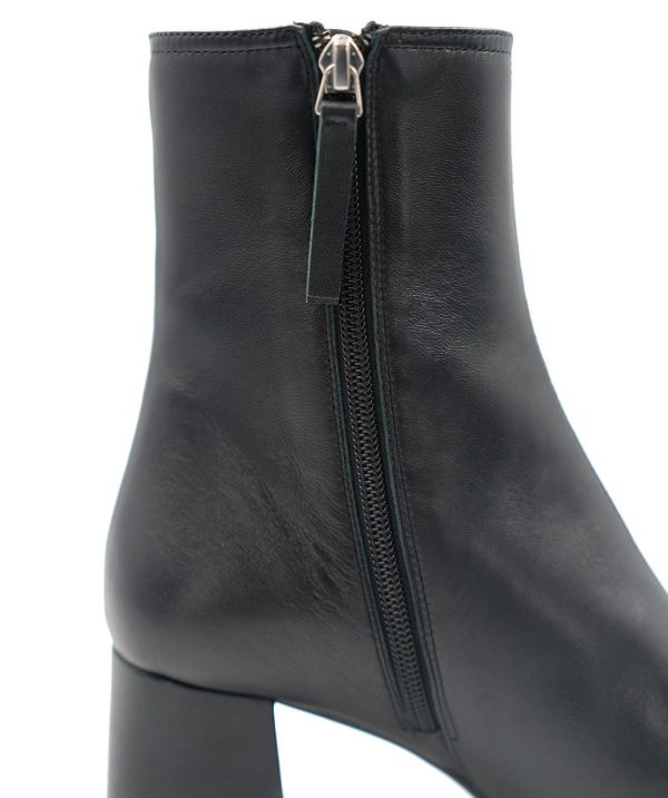 Johngeorge.shopa866f5172a 5